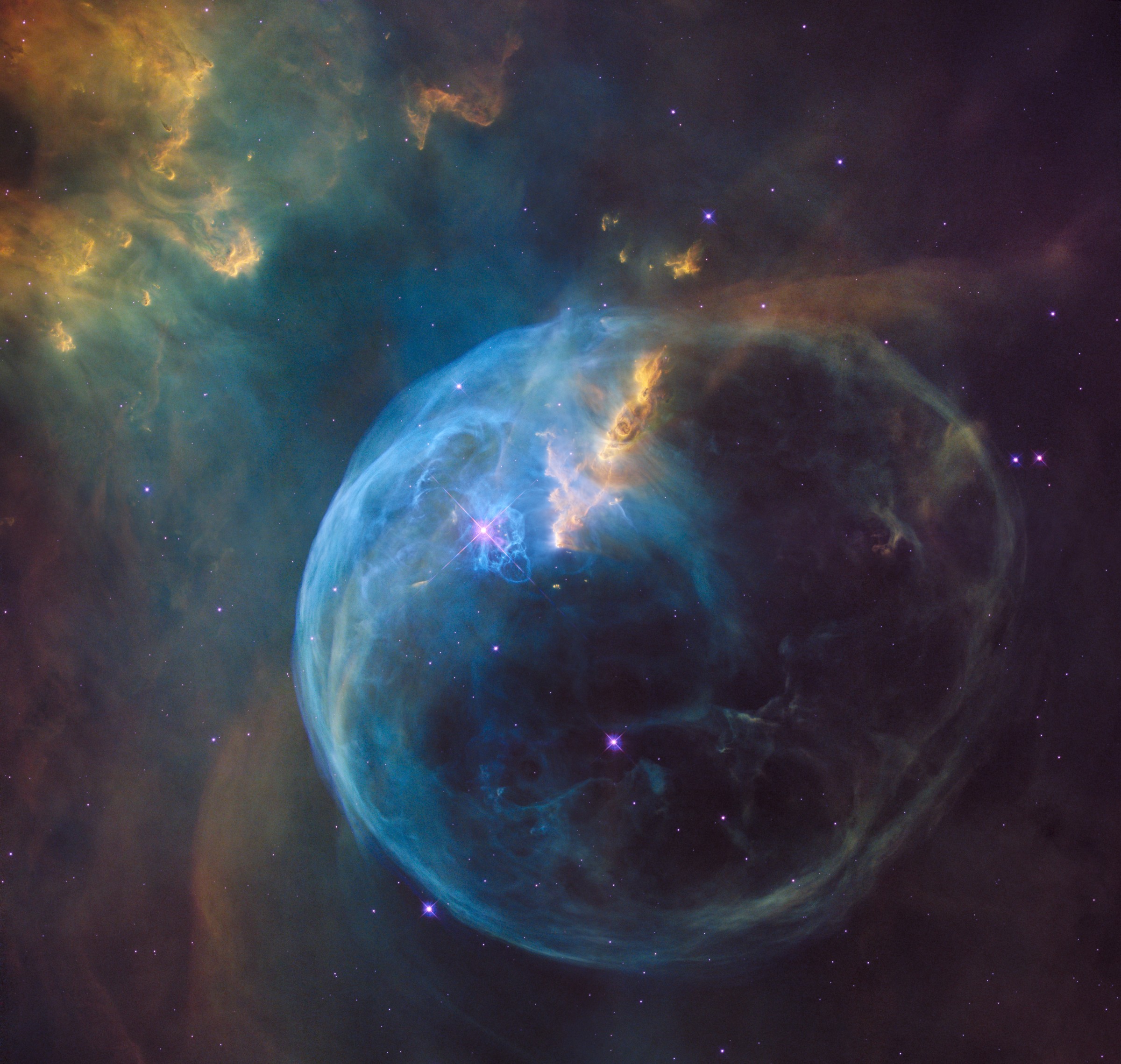 Bubble Nebula (NGC 7635)
